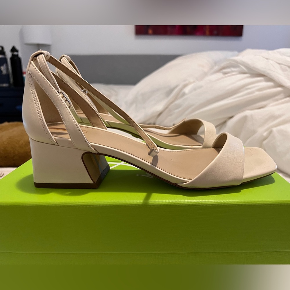 Sam Edelman Wilson Modern Ivory Square Toe Block Heel